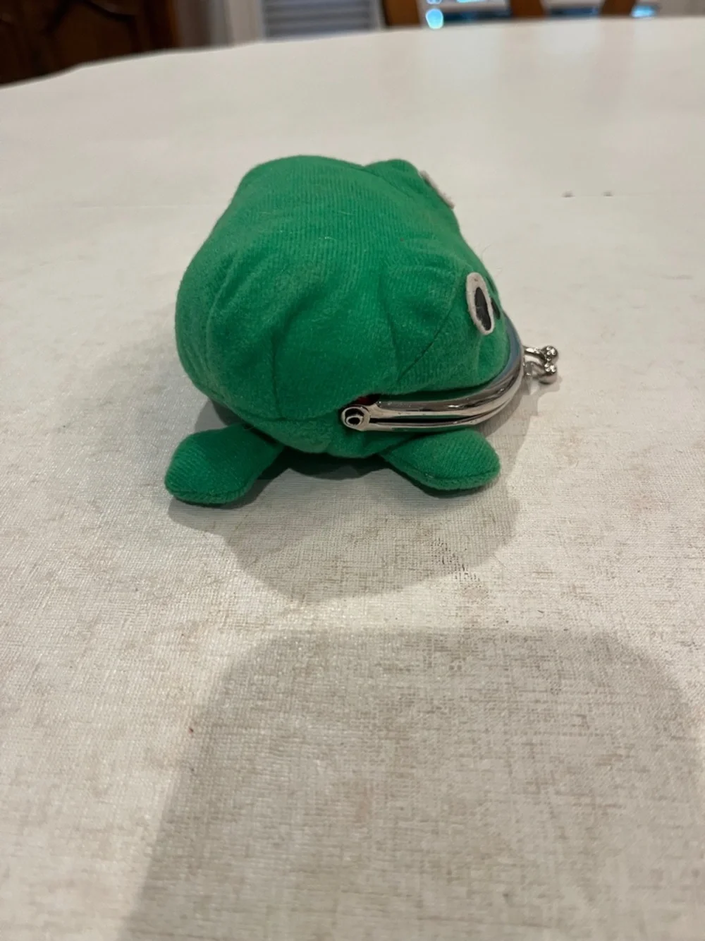 Adorable Green Frog plush Coin Purse. So cute! - Picture 2 of 6